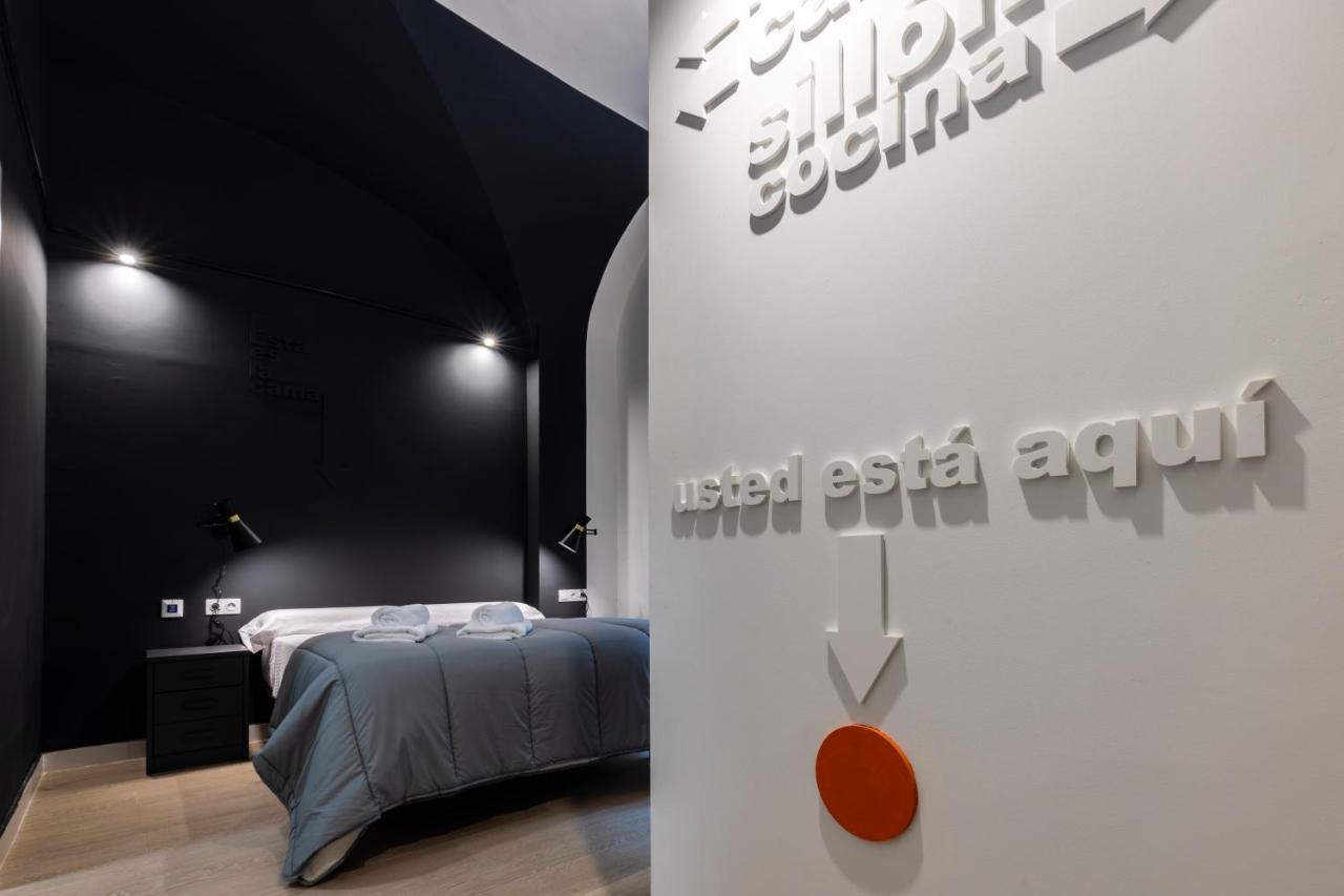 Apartamentos Turisticos De La Bernarda กาเซเรส ภายนอก รูปภาพ