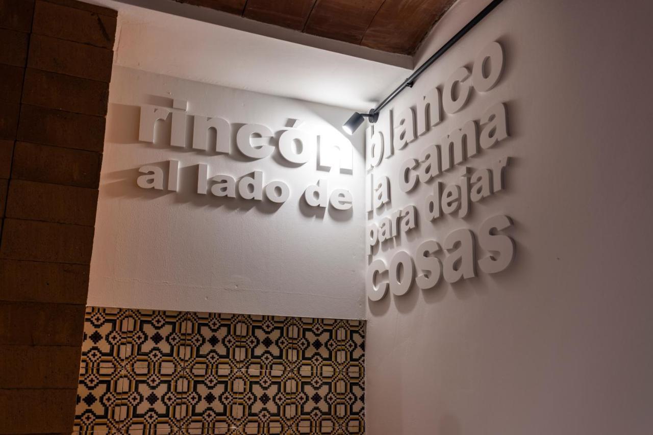Apartamentos Turisticos De La Bernarda กาเซเรส ภายนอก รูปภาพ