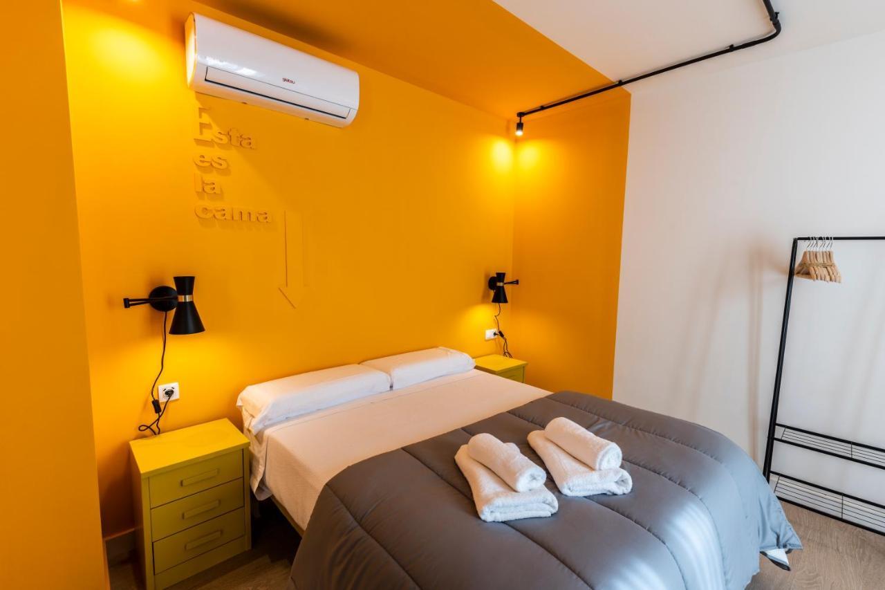 Apartamentos Turisticos De La Bernarda กาเซเรส ภายนอก รูปภาพ